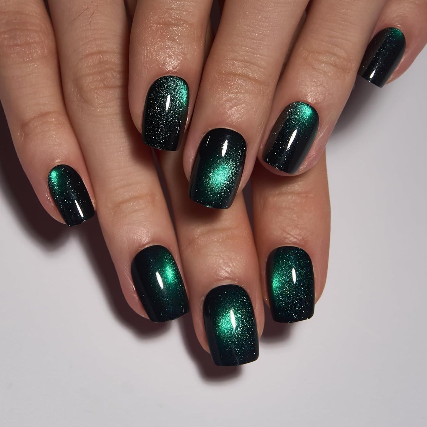 Curvlifie 3 Angle Cat Eye Press on Nails - Color Changing Short Square Fake Acrylic Nails with 3 Angle Shift Effects, Full Cover False Nails Tips Glossy Reusable Manicure Set for Women