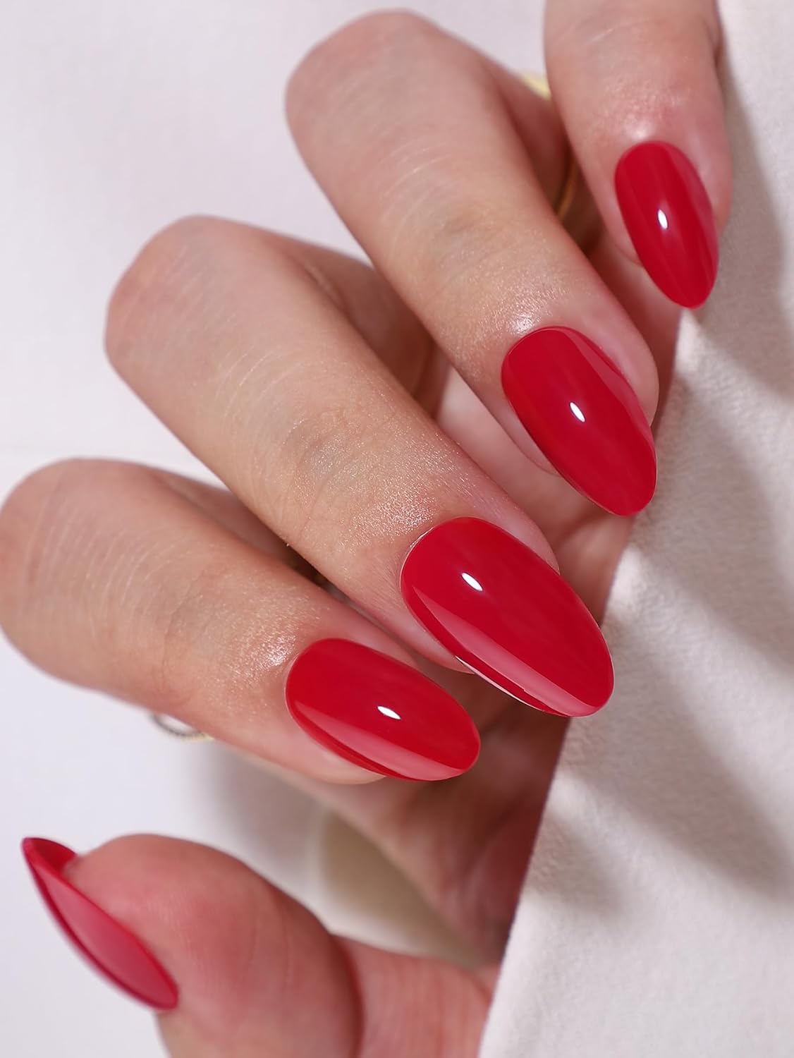 Press On Nails - Cherry Bomb I Medium Red Almond I 16 Sizes - 32 Reusable Fake Nail Kit - Glue & Adhesive Tabs I Long-Lasting, Damage-Free Wear