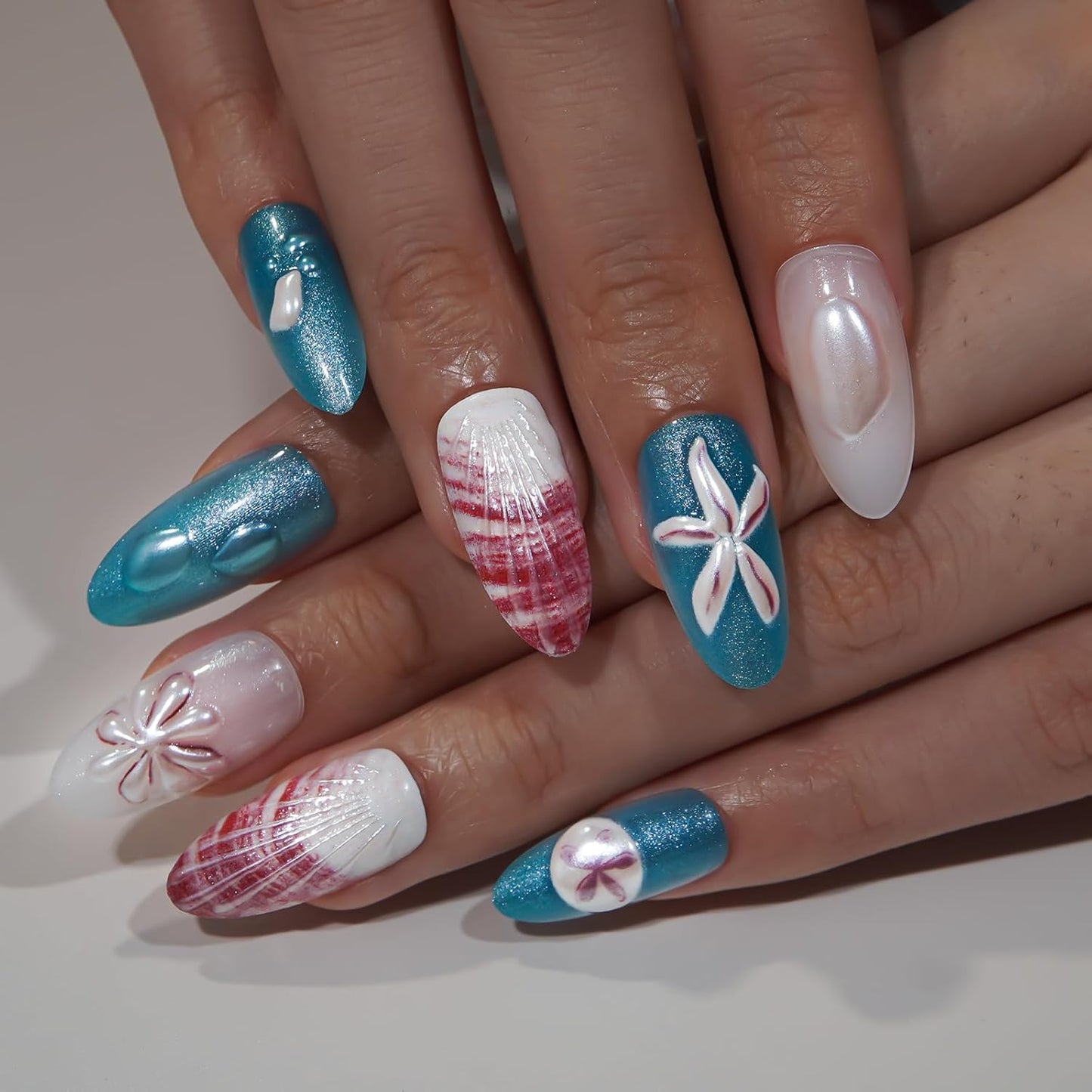 Curvlife Press On Nails Kit - Full Cover False Nail Tips with Trendy Designs, Reusable & Glue Included - Easy Application Nail Accessories for Women (Shell Beach, Long)