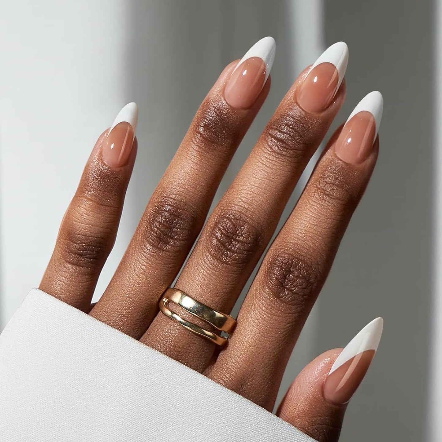 BTArtbox French Tip Press On Nails - Medium Press On Nails Almond, Natural Fake Nail with Nail Glue, Brown Glue On Nails in 15 Sizes - 30 Fake Nails Kit, Capable